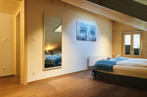 Foto 3 - Apartment mit 2 Schlafzimmern in Grindelwald mit blick auf die berge