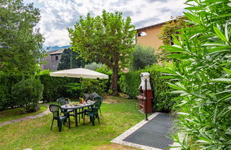 Photo 2 - Maison de 2 chambres à Gravedona ed Uniti avec jardin et vues sur la montagne