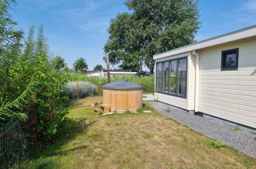 Foto 9 - Casa de 3 quartos em Dordrecht com piscina e terraço