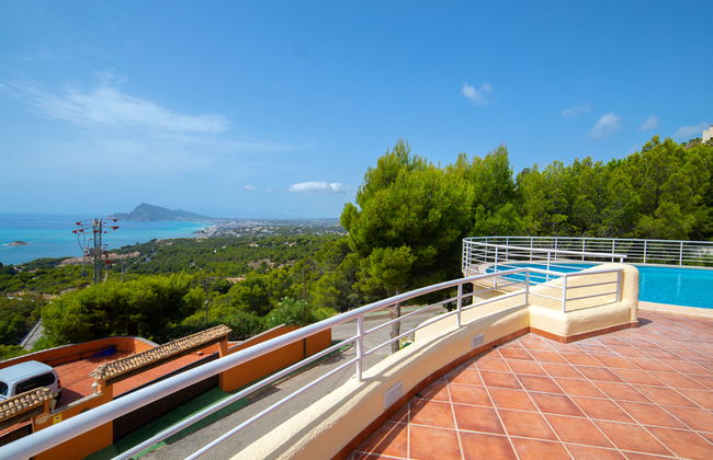 Casa de 4 quartos em Altea com piscina privada e terraço - Foto 4