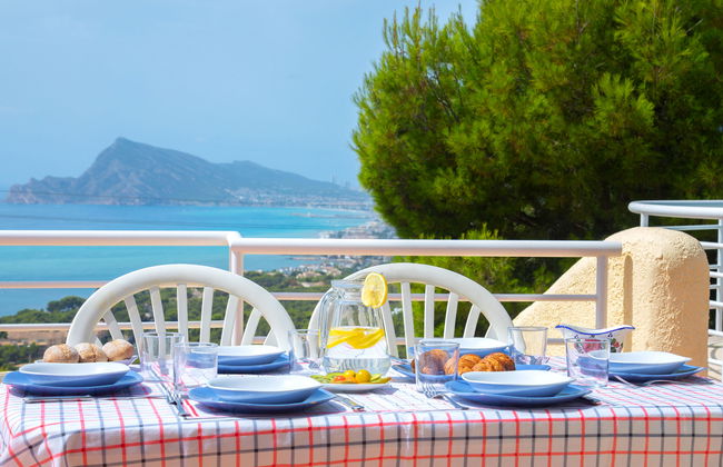 Casa de 4 quartos em Altea com piscina privada e terraço - Foto 13