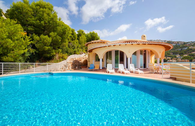 Casa de 4 quartos em Altea com piscina privada e terraço - Foto 1