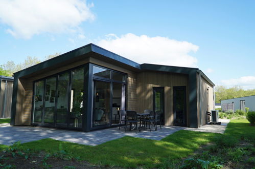 Photo 11 - Maison de 3 chambres à Kaatsheuvel avec piscine et terrasse