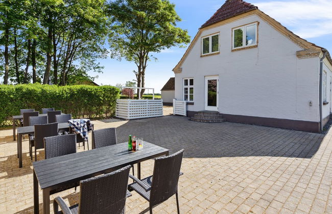 5 bedroom House in Agerskov with terrace - Photo 7