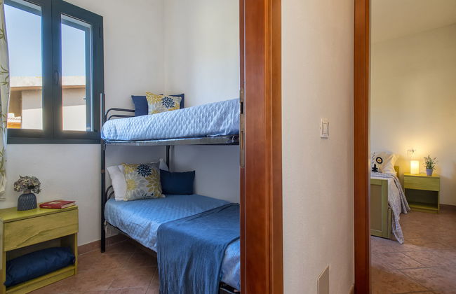 Apartamento de 3 quartos em Trinità d'Agultu e Vignola com piscina e jardim - Foto 23