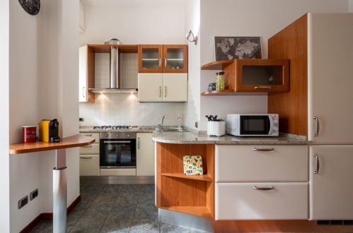 Foto 16 - Apartamento de 1 quarto em Milão