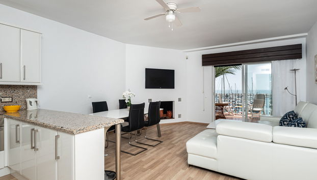 Apartamento de 2 quartos em Marbella com terraço - Foto 2