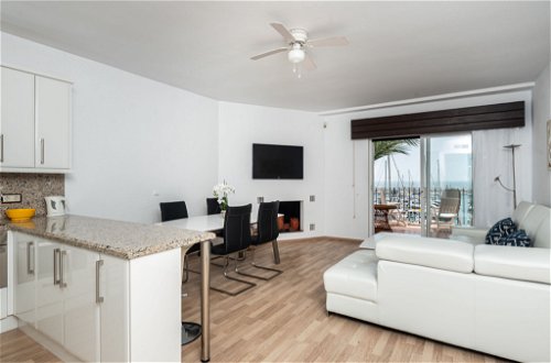 Foto 2 - Appartamento con 1 camera da letto a Marbella con terrazza e vista mare