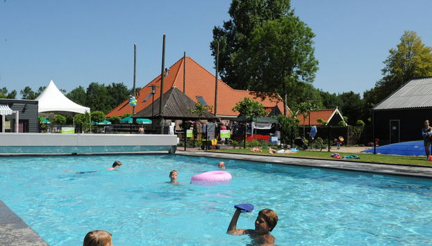 Casa de 3 quartos em Velsen-Zuid com piscina e terraço - Foto 4