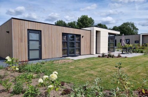 Photo 1 - Maison de 2 chambres à Velsen-Zuid avec piscine et jardin