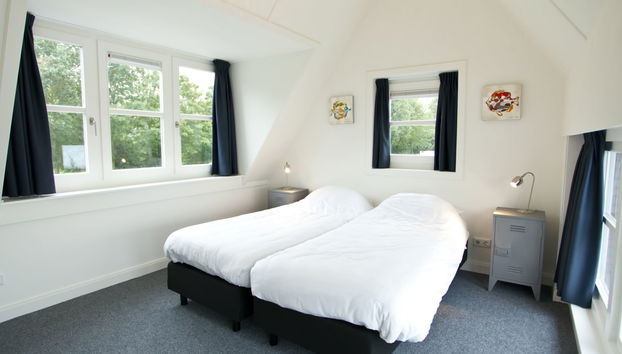 4 bedroom House in Hulshorst with swimming pool and terrace - Photo 4