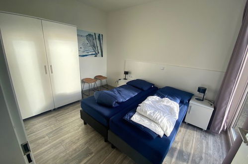 Foto 3 - Casa con 5 camere da letto a Biddinghuizen con piscina e terrazza