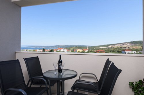 Foto 2 - Apartment mit 2 Schlafzimmern in Trogir mit blick aufs meer