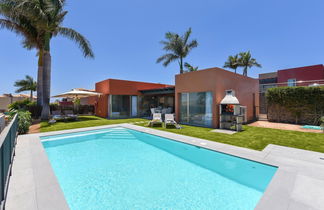 Photo 1 - Maison de 2 chambres à San Bartolomé de Tirajana avec piscine privée et vues à la mer