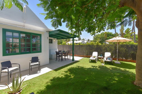 Photo 17 - Maison de 1 chambre à San Bartolomé de Tirajana avec piscine et jardin