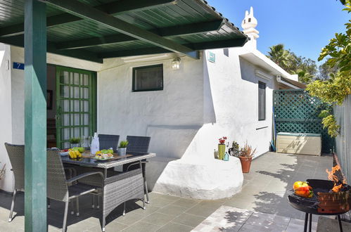 Photo 19 - Maison de 1 chambre à San Bartolomé de Tirajana avec piscine et vues à la mer