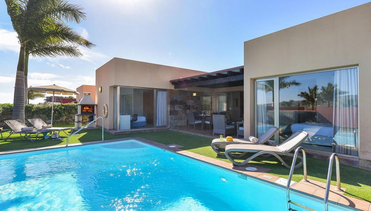 Photo 1 - Maison de 2 chambres à San Bartolomé de Tirajana avec piscine privée et vues à la mer