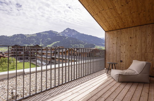 Foto 16 - Apartamento de 2 quartos em Oberndorf in Tirol com jardim e terraço