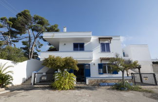 Foto 1 - Casa de 2 habitaciones en Morciano di Leuca con jardín y vistas al mar