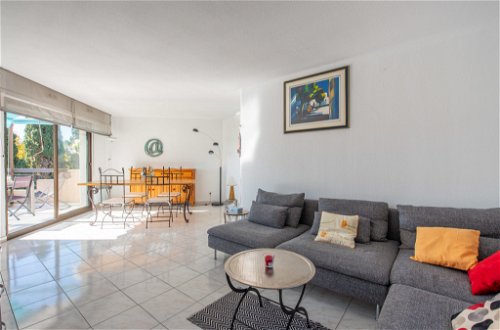 Foto 3 - Apartamento de 2 quartos em Cavalaire-sur-Mer com terraço e vistas do mar