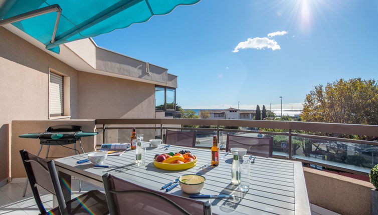 Photo 1 - Appartement de 2 chambres à Cavalaire-sur-Mer avec terrasse et vues à la mer