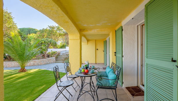 2 bedroom House in Roquebrune-sur-Argens with private pool and garden - Photo 3