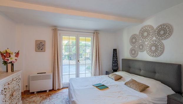 2 bedroom House in Roquebrune-sur-Argens with private pool and garden - Photo 5