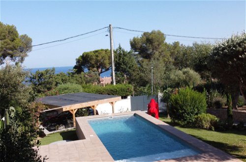 Foto 14 - Casa con 1 camera da letto a Roquebrune-sur-Argens con piscina privata e vista mare