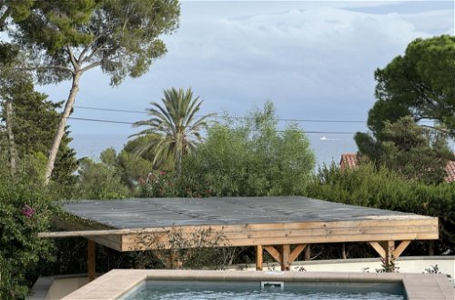 Foto 13 - Haus mit 1 Schlafzimmer in Roquebrune-sur-Argens mit privater pool und blick aufs meer