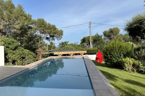 Foto 5 - Haus mit 1 Schlafzimmer in Roquebrune-sur-Argens mit privater pool und blick aufs meer