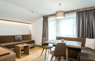 Photo 3 - 2 bedroom Apartment in Ischgl with mountain view