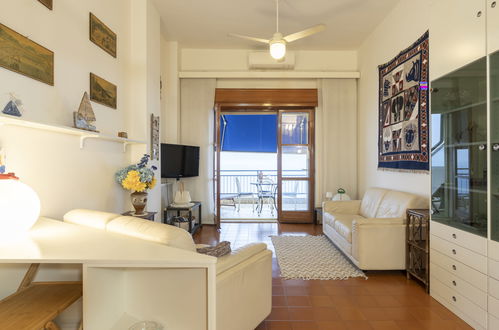 Photo 8 - Apartment in Ospedaletti with sea view