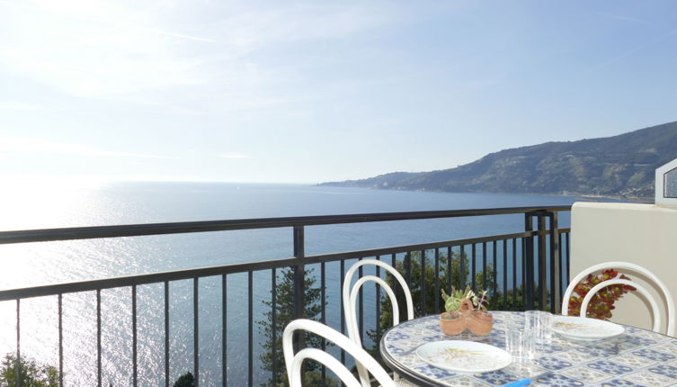 Photo 1 - Apartment in Ospedaletti with sea view