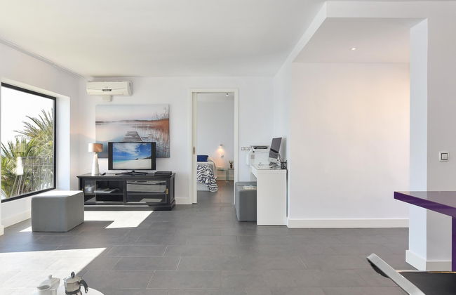 1 bedroom Apartment in San Bartolomé de Tirajana with swimming pool and terrace - Photo 6