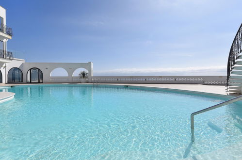 Foto 23 - Appartamento con 1 camera da letto a Spagna con piscina e vista mare
