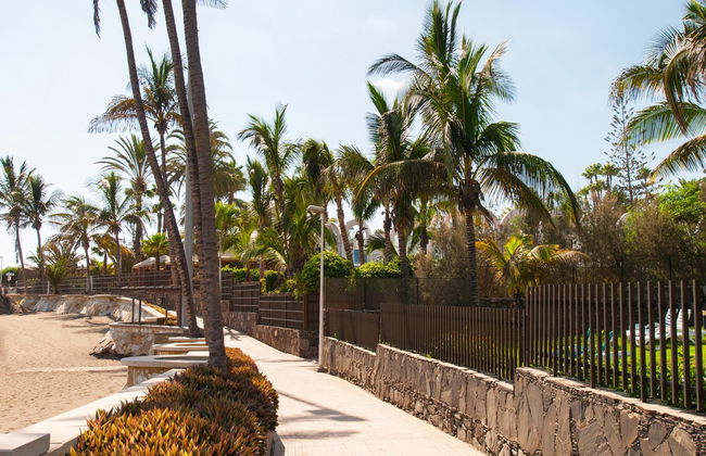 2 bedroom Apartment in San Bartolomé de Tirajana with swimming pool and terrace - Photo 24