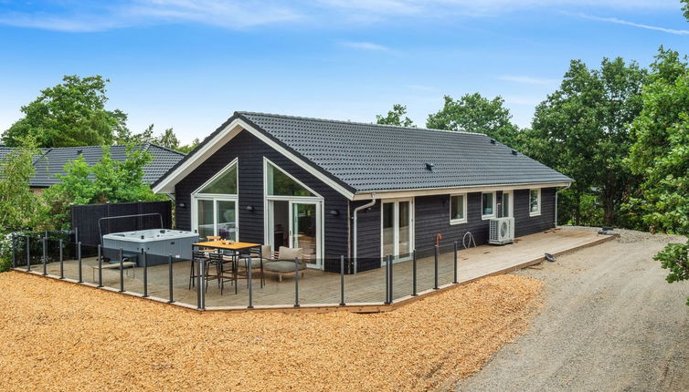 Photo 1 - Maison de 3 chambres à Ebeltoft avec terrasse et bain à remous