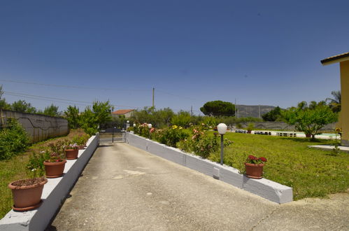 Photo 27 - Maison de 2 chambres à Partinico avec piscine privée et jardin