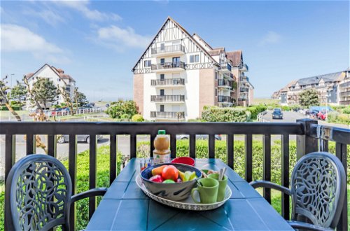 Photo 13 - 2 bedroom Apartment in Cabourg with sea view