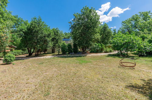 Foto 31 - Casa de 2 quartos em Umag com piscina privada e jardim