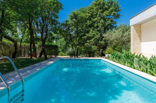 Photo 39 - Maison de 2 chambres à Umag avec piscine privée et vues à la mer