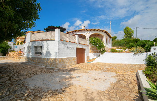 Casa de 4 quartos em Calp com piscina privada e jardim - Foto 24