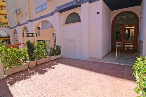 Photo 11 - 2 bedroom Apartment in Calp with swimming pool and garden