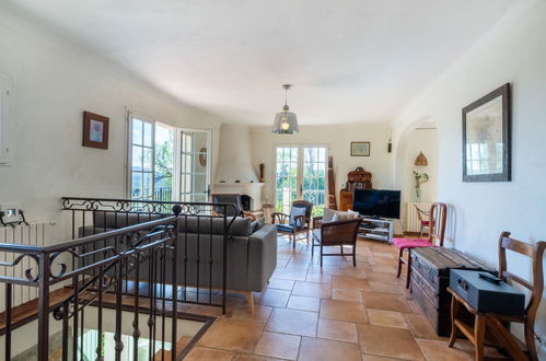 Photo 8 - 5 bedroom House in Grasse with private pool and garden