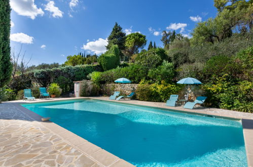 Photo 26 - 5 bedroom House in Grasse with private pool and garden