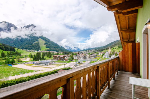 Foto 3 - Apartamento de 3 quartos em San Giovanni di Fassa-Sèn Jan com vista para a montanha