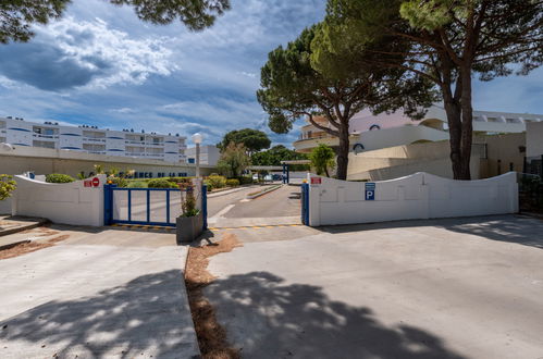 Photo 23 - Appartement de 2 chambres à Le Grau-du-Roi avec piscine et vues à la mer