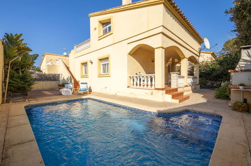 Photo 1 - 3 bedroom House in Deltebre with private pool and sea view