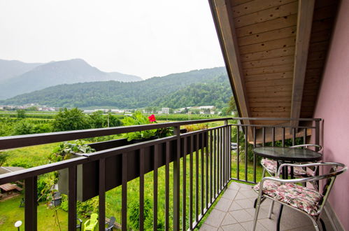 Photo 10 - Appartement de 2 chambres à Calceranica al Lago avec jardin et vues sur la montagne