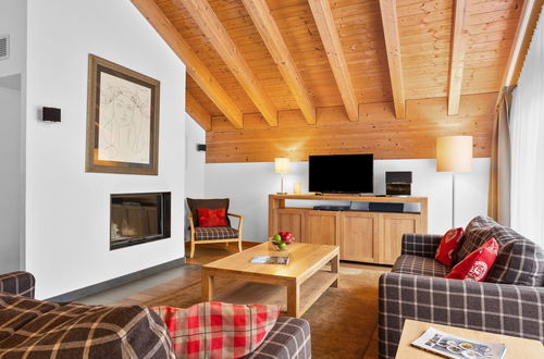 Photo 1 - 4 bedroom Apartment in Zermatt